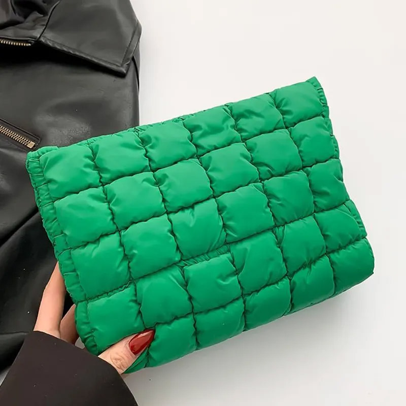 Wholesale Custom Logo Quilted Cosmetic Bag With China Factory